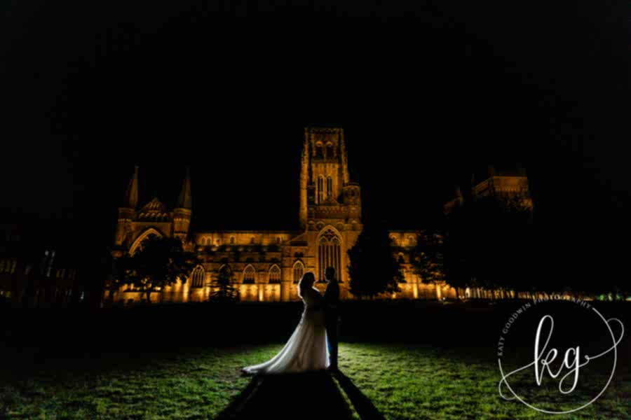 How to Choose Your Wedding Photographer